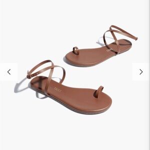 SOLD Never worn TKEES Phoebe Sandals